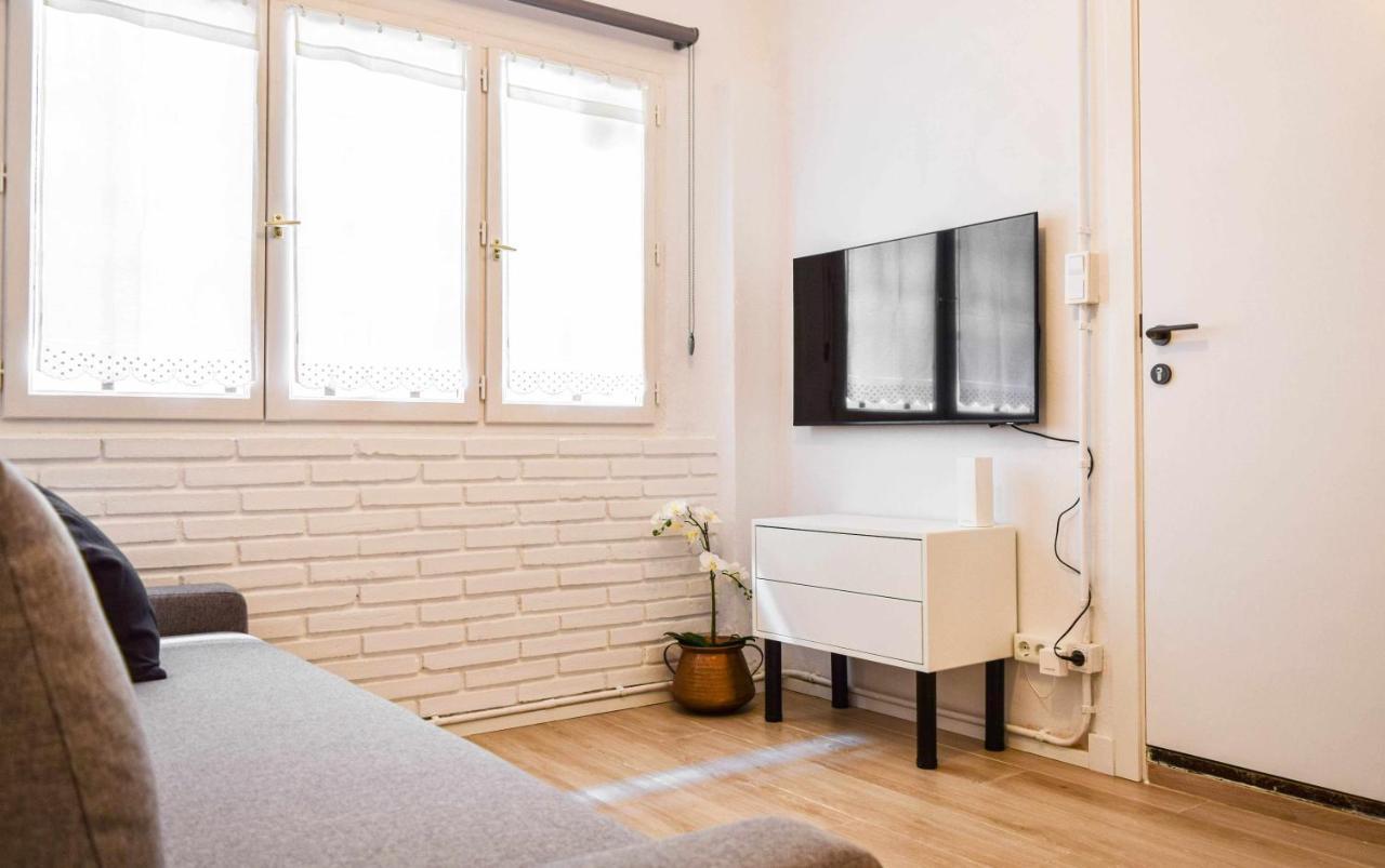 Casa Besalú LEstudi Apartamento en el centro de Besalú Bagian luar foto