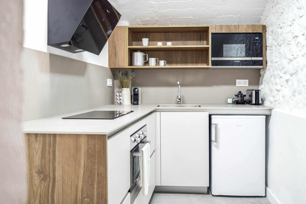 Casa Besalú LEstudi Apartamento en el centro de Besalú Bagian luar foto