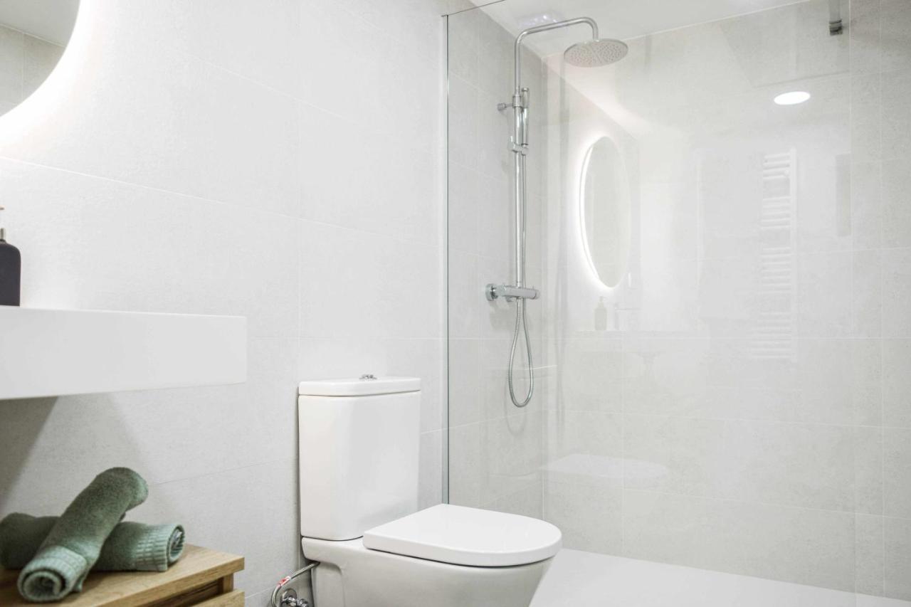 Casa Besalú LEstudi Apartamento en el centro de Besalú Bagian luar foto