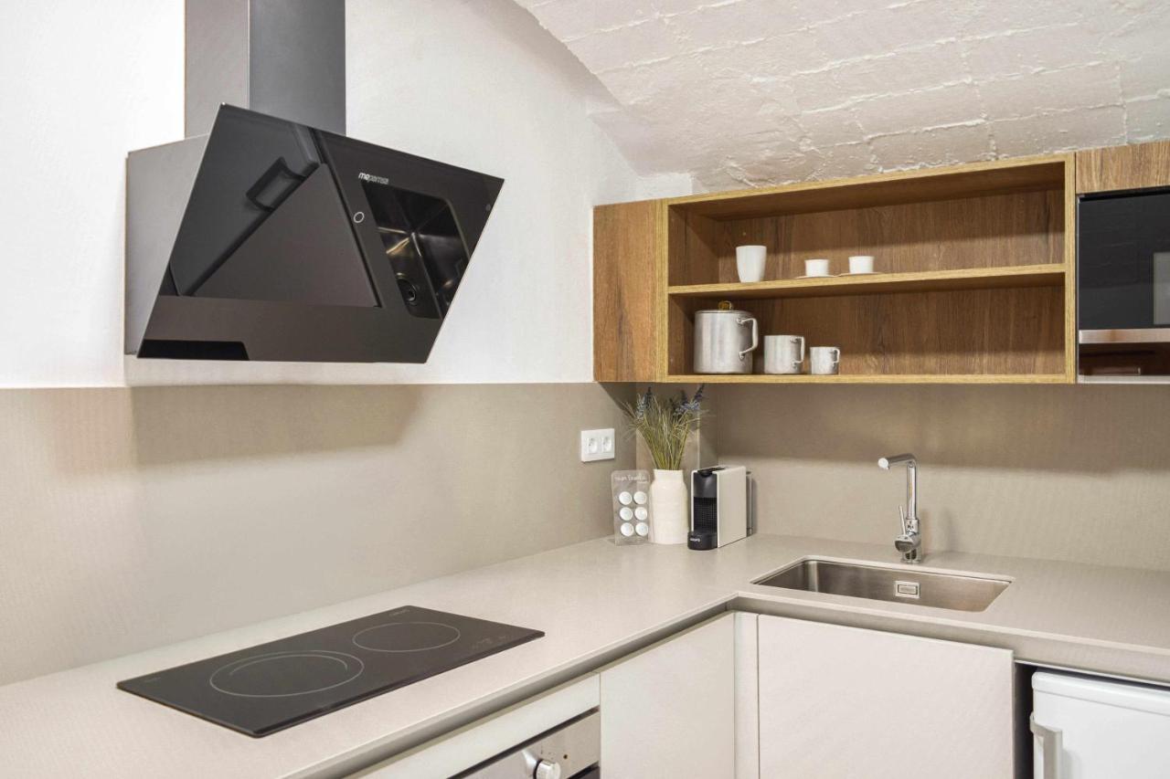 Casa Besalú LEstudi Apartamento en el centro de Besalú Bagian luar foto